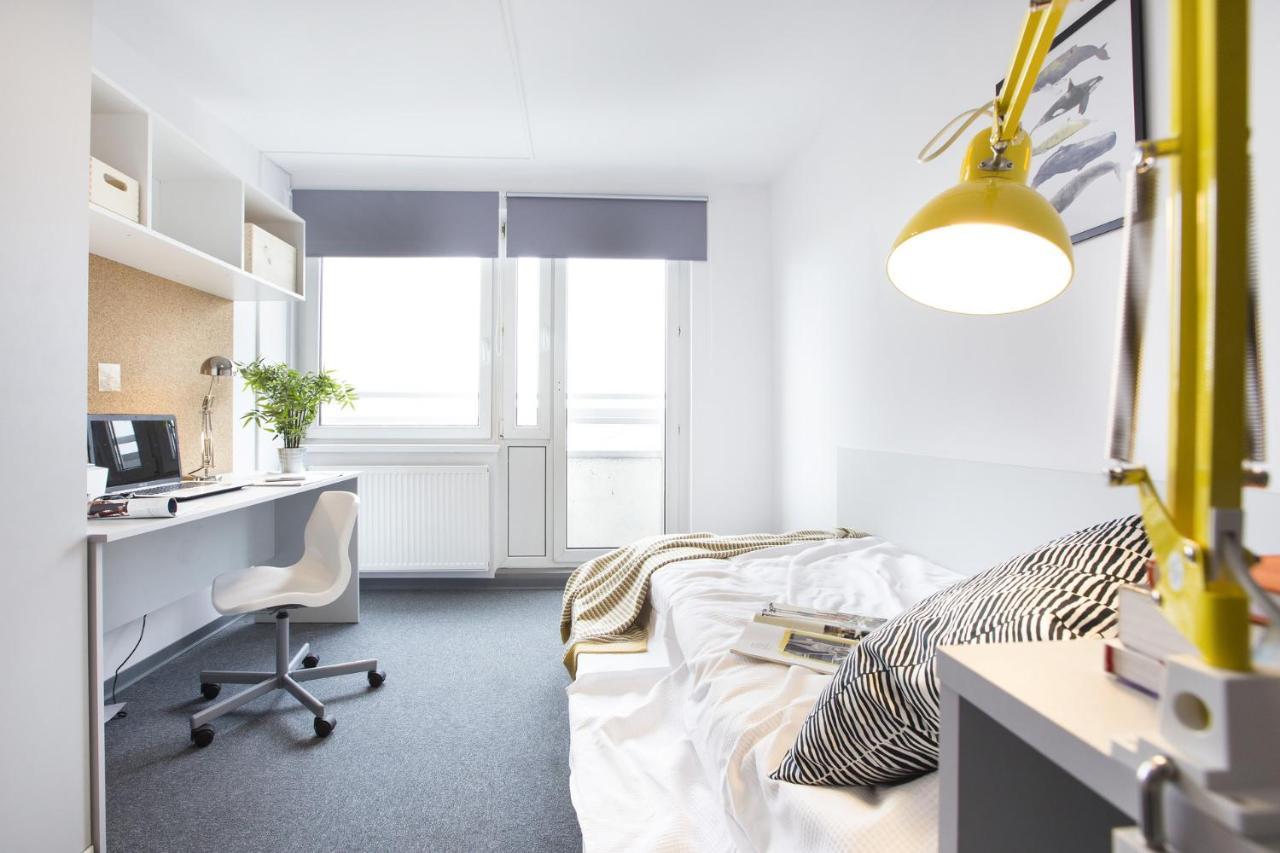 Chillout Dorm Poznan Aparthotel Exterior foto