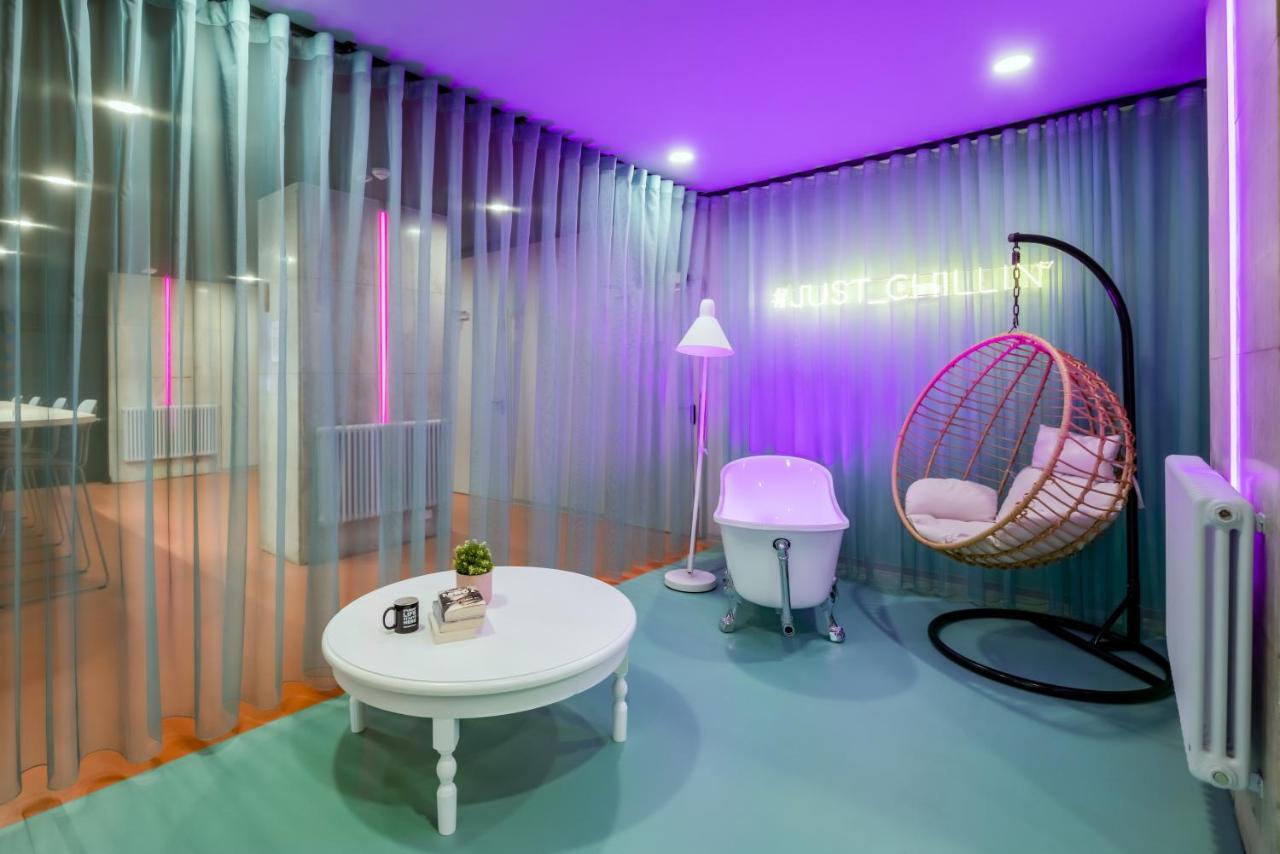 Chillout Dorm Poznan Aparthotel Exterior foto